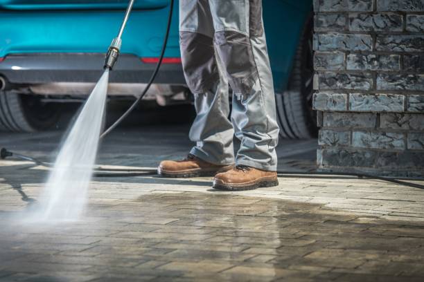 Best Spring Cleaning  in Three Oaks, FL